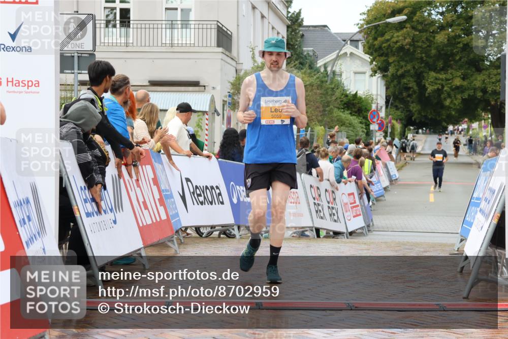 31.08.2025 - 21. Blankeneser Heldenlauf Strokosch-Dieckow http://msf.ph/oto/8702959 31.08.2025 13:15:43 Ziel 5059 meine-sportfotos.de