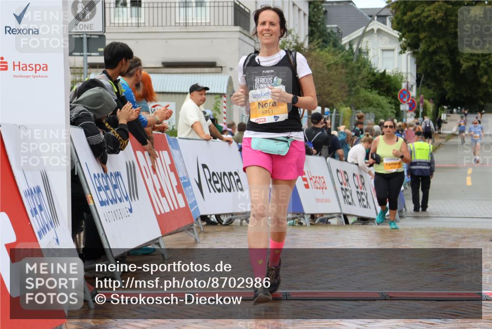 31.08.2025 - 21. Blankeneser Heldenlauf Strokosch-Dieckow http://msf.ph/oto/8702986 31.08.2025 13:15:12 Ziel 5711 meine-sportfotos.de
