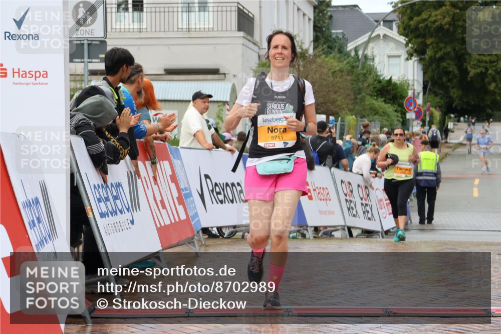 31.08.2025 - 21. Blankeneser Heldenlauf Strokosch-Dieckow http://msf.ph/oto/8702989 31.08.2025 13:15:12 Ziel 5711 meine-sportfotos.de