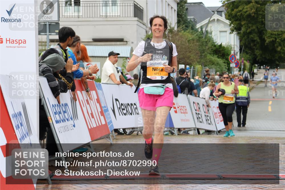 31.08.2025 - 21. Blankeneser Heldenlauf Strokosch-Dieckow http://msf.ph/oto/8702990 31.08.2025 13:15:12 Ziel 5711 meine-sportfotos.de