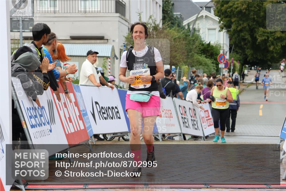 31.08.2025 - 21. Blankeneser Heldenlauf Strokosch-Dieckow http://msf.ph/oto/8702995 31.08.2025 13:15:11 Ziel 5711 meine-sportfotos.de