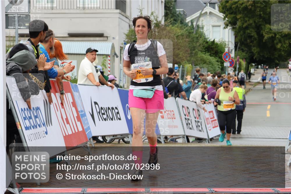 31.08.2025 - 21. Blankeneser Heldenlauf Strokosch-Dieckow http://msf.ph/oto/8702996 31.08.2025 13:15:11 Ziel 5711 meine-sportfotos.de