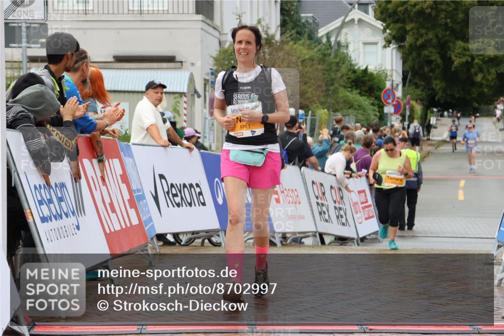 31.08.2025 - 21. Blankeneser Heldenlauf Strokosch-Dieckow http://msf.ph/oto/8702997 31.08.2025 13:15:11 Ziel 5711 meine-sportfotos.de