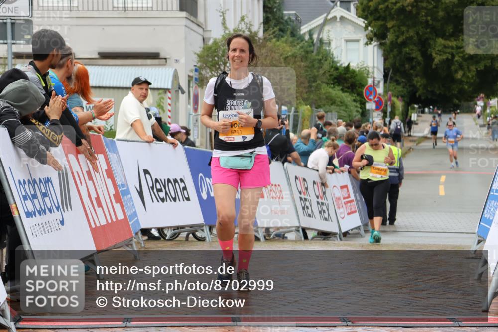 31.08.2025 - 21. Blankeneser Heldenlauf Strokosch-Dieckow http://msf.ph/oto/8702999 31.08.2025 13:15:11 Ziel 5711 meine-sportfotos.de