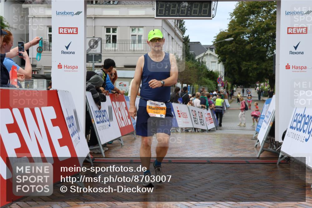31.08.2025 - 21. Blankeneser Heldenlauf Strokosch-Dieckow http://msf.ph/oto/8703007 31.08.2025 13:14:53 Ziel 5497 meine-sportfotos.de