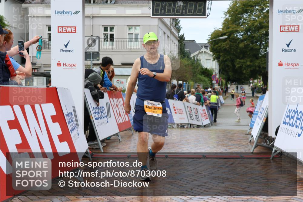 31.08.2025 - 21. Blankeneser Heldenlauf Strokosch-Dieckow http://msf.ph/oto/8703008 31.08.2025 13:14:53 Ziel 5497 meine-sportfotos.de