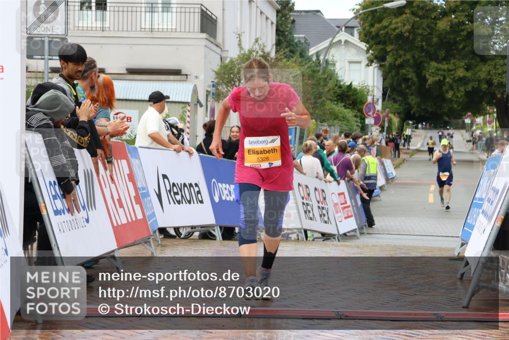 31.08.2025 - 21. Blankeneser Heldenlauf Strokosch-Dieckow http://msf.ph/oto/8703020 31.08.2025 13:14:44 Ziel 5328 meine-sportfotos.de