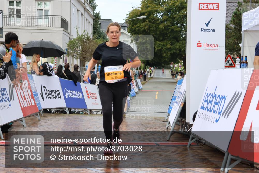 31.08.2025 - 21. Blankeneser Heldenlauf Strokosch-Dieckow http://msf.ph/oto/8703028 31.08.2025 13:13:36 Ziel 5035, 5287 meine-sportfotos.de