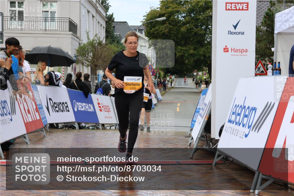 31.08.2025 - 21. Blankeneser Heldenlauf Strokosch-Dieckow http://msf.ph/oto/8703034 31.08.2025 13:13:36 Ziel 5035, 5287 meine-sportfotos.de