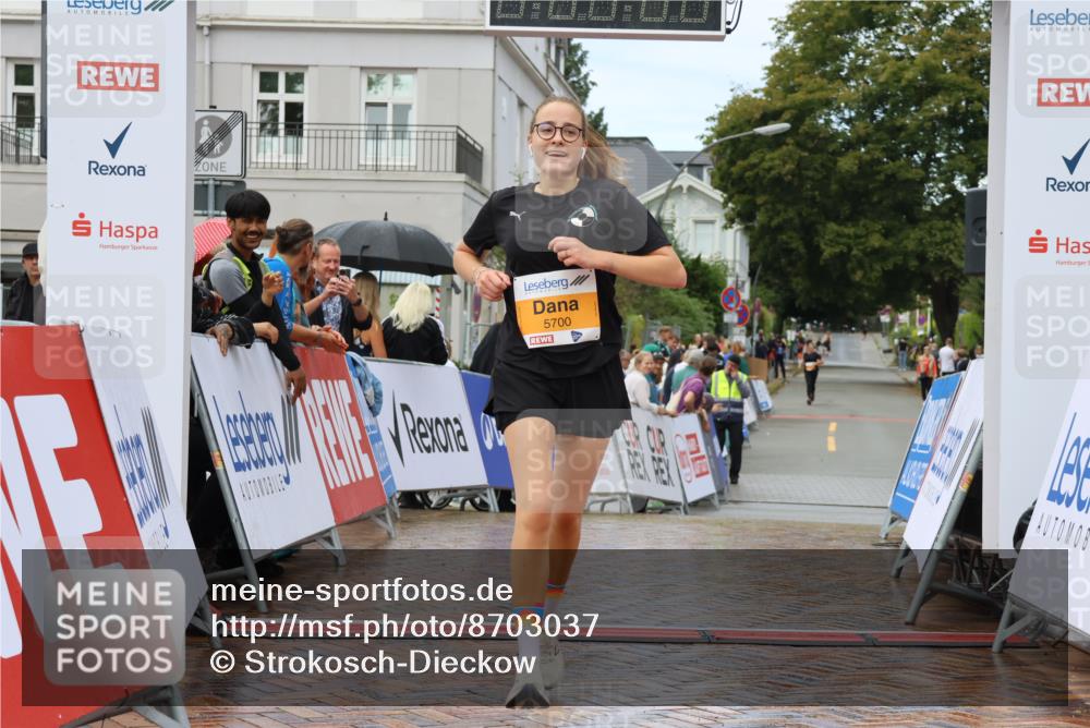 31.08.2025 - 21. Blankeneser Heldenlauf Strokosch-Dieckow http://msf.ph/oto/8703037 31.08.2025 13:13:14 Ziel 5700 meine-sportfotos.de