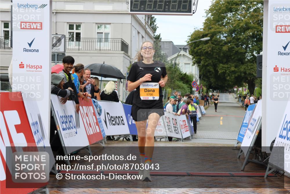 31.08.2025 - 21. Blankeneser Heldenlauf Strokosch-Dieckow http://msf.ph/oto/8703043 31.08.2025 13:13:14 Ziel 5700 meine-sportfotos.de
