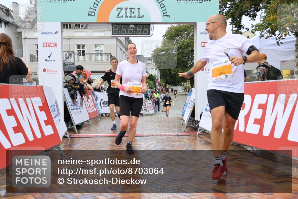 31.08.2025 - 21. Blankeneser Heldenlauf Strokosch-Dieckow http://msf.ph/oto/8703064 31.08.2025 13:12:59 Ziel 5673, 5672, 5824, 5825 meine-sportfotos.de
