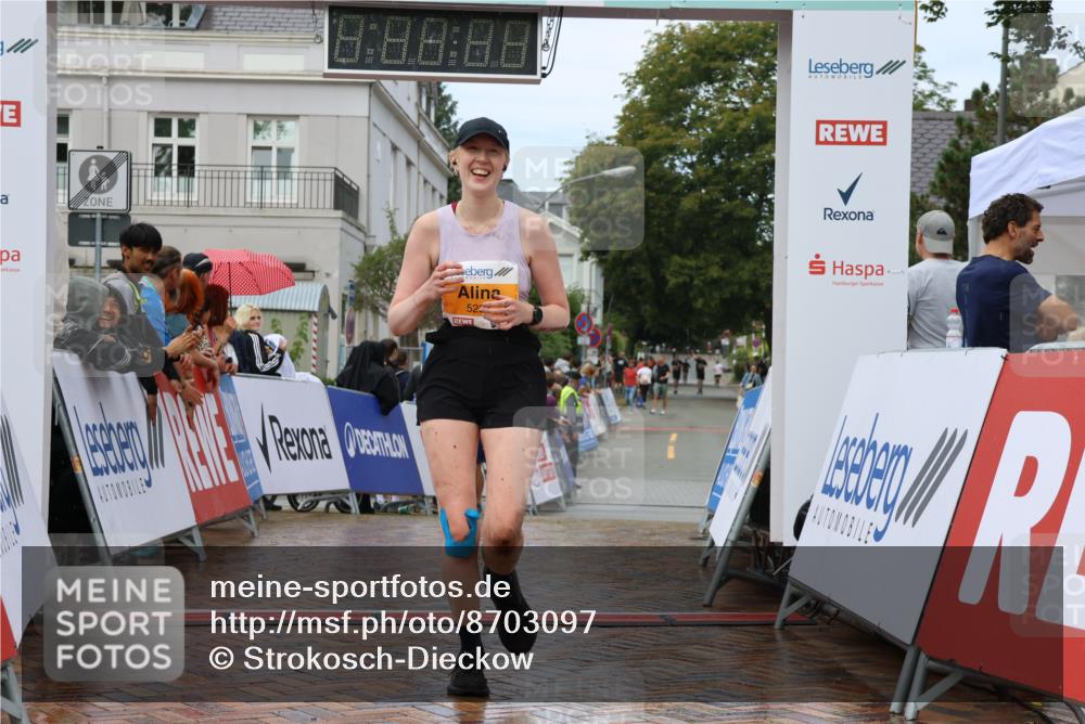 31.08.2025 - 21. Blankeneser Heldenlauf Strokosch-Dieckow http://msf.ph/oto/8703097 31.08.2025 13:12:18 Ziel 5221 meine-sportfotos.de