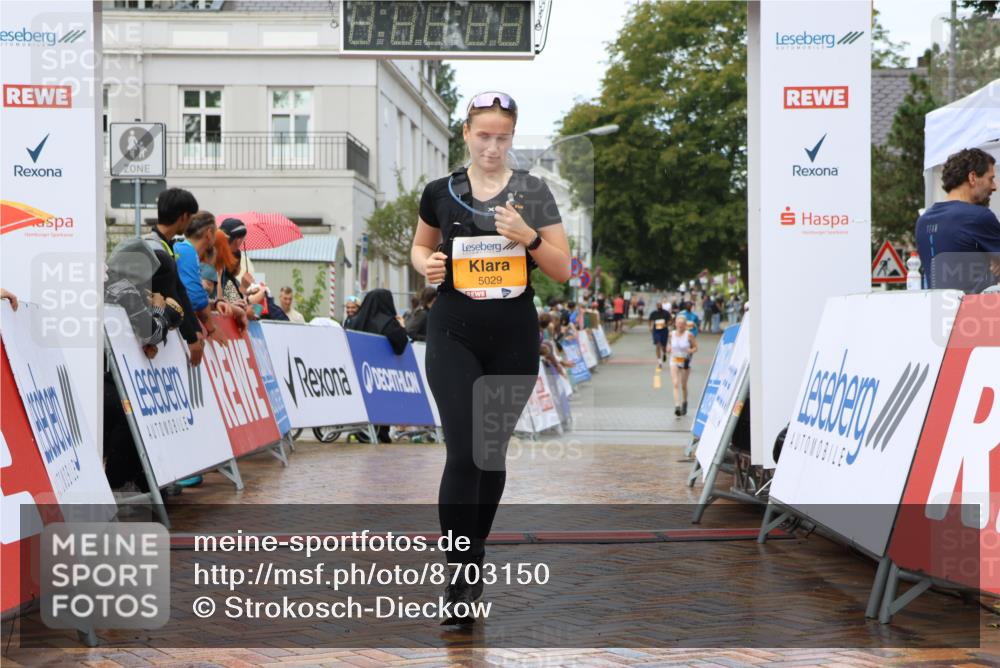 31.08.2025 - 21. Blankeneser Heldenlauf Strokosch-Dieckow http://msf.ph/oto/8703150 31.08.2025 13:11:27 Ziel 5029 meine-sportfotos.de