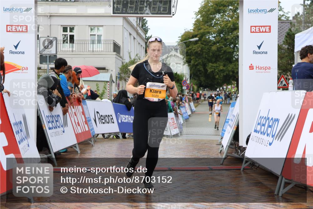 31.08.2025 - 21. Blankeneser Heldenlauf Strokosch-Dieckow http://msf.ph/oto/8703152 31.08.2025 13:11:27 Ziel 5029 meine-sportfotos.de