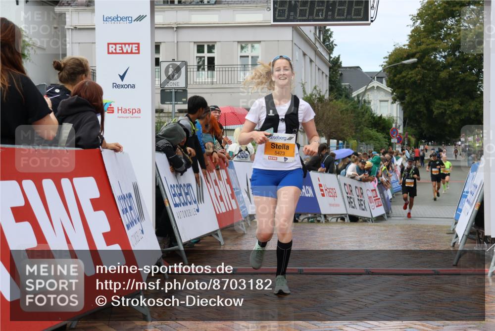 31.08.2025 - 21. Blankeneser Heldenlauf Strokosch-Dieckow http://msf.ph/oto/8703182 31.08.2025 13:11:05 Ziel 5473 meine-sportfotos.de