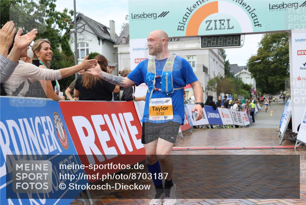 31.08.2025 - 21. Blankeneser Heldenlauf Strokosch-Dieckow http://msf.ph/oto/8703187 31.08.2025 13:10:52 Ziel 5132 meine-sportfotos.de