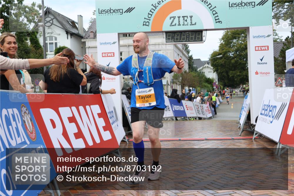 31.08.2025 - 21. Blankeneser Heldenlauf Strokosch-Dieckow http://msf.ph/oto/8703192 31.08.2025 13:10:51 Ziel 5306, 5132 meine-sportfotos.de