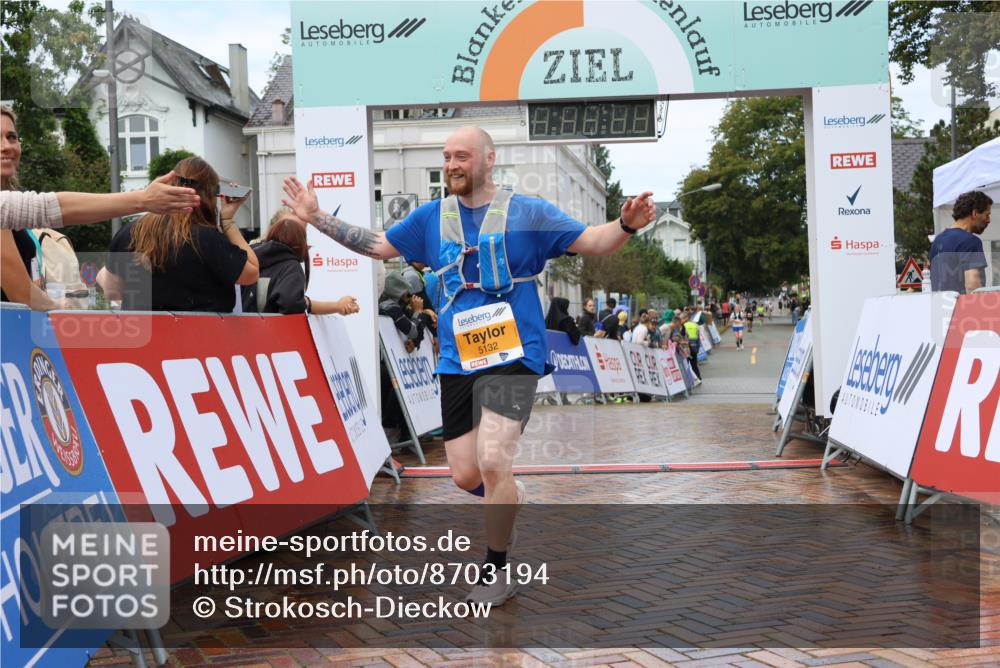 31.08.2025 - 21. Blankeneser Heldenlauf Strokosch-Dieckow http://msf.ph/oto/8703194 31.08.2025 13:10:51 Ziel 5306, 5132 meine-sportfotos.de