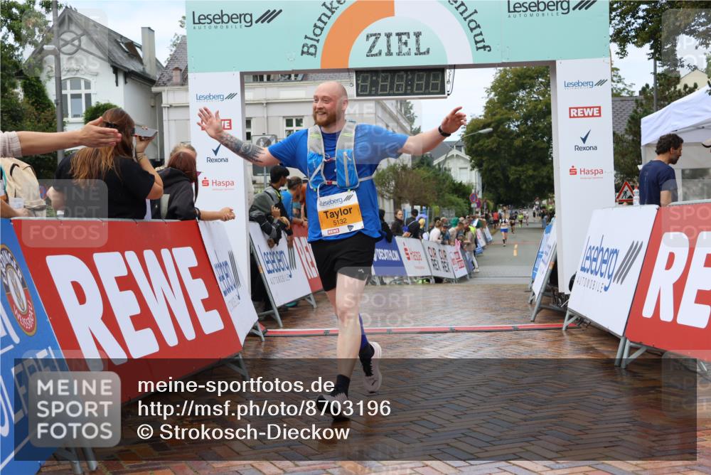 31.08.2025 - 21. Blankeneser Heldenlauf Strokosch-Dieckow http://msf.ph/oto/8703196 31.08.2025 13:10:51 Ziel 5306, 5132 meine-sportfotos.de