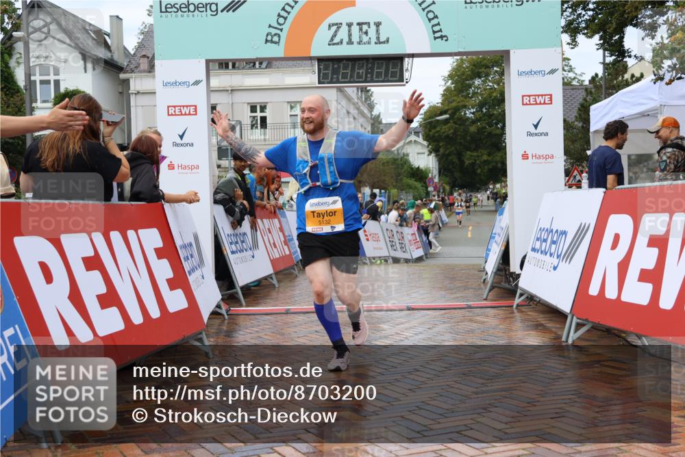 31.08.2025 - 21. Blankeneser Heldenlauf Strokosch-Dieckow http://msf.ph/oto/8703200 31.08.2025 13:10:51 Ziel 5306, 5132 meine-sportfotos.de