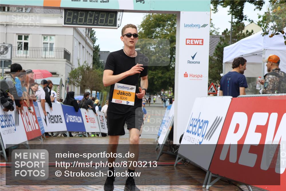 31.08.2025 - 21. Blankeneser Heldenlauf Strokosch-Dieckow http://msf.ph/oto/8703213 31.08.2025 13:10:44 Ziel 5306 meine-sportfotos.de