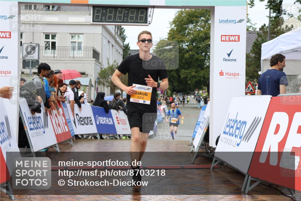 31.08.2025 - 21. Blankeneser Heldenlauf Strokosch-Dieckow http://msf.ph/oto/8703218 31.08.2025 13:10:44 Ziel 5306 meine-sportfotos.de