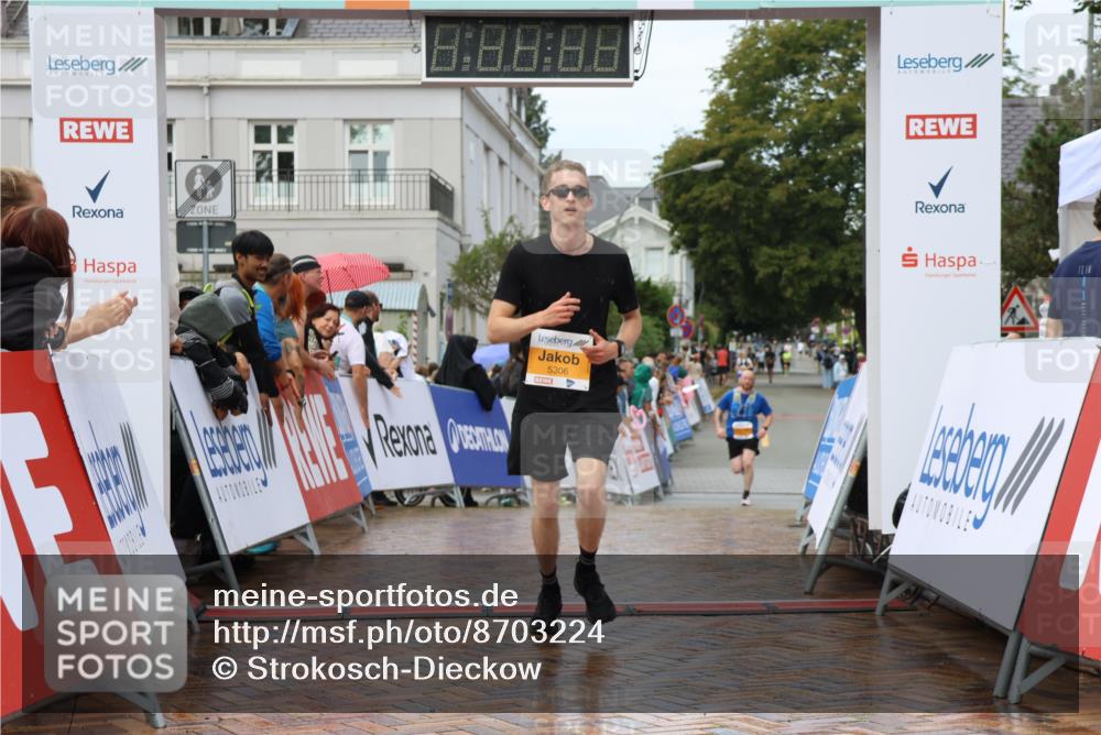 31.08.2025 - 21. Blankeneser Heldenlauf Strokosch-Dieckow http://msf.ph/oto/8703224 31.08.2025 13:10:43 Ziel 5306 meine-sportfotos.de