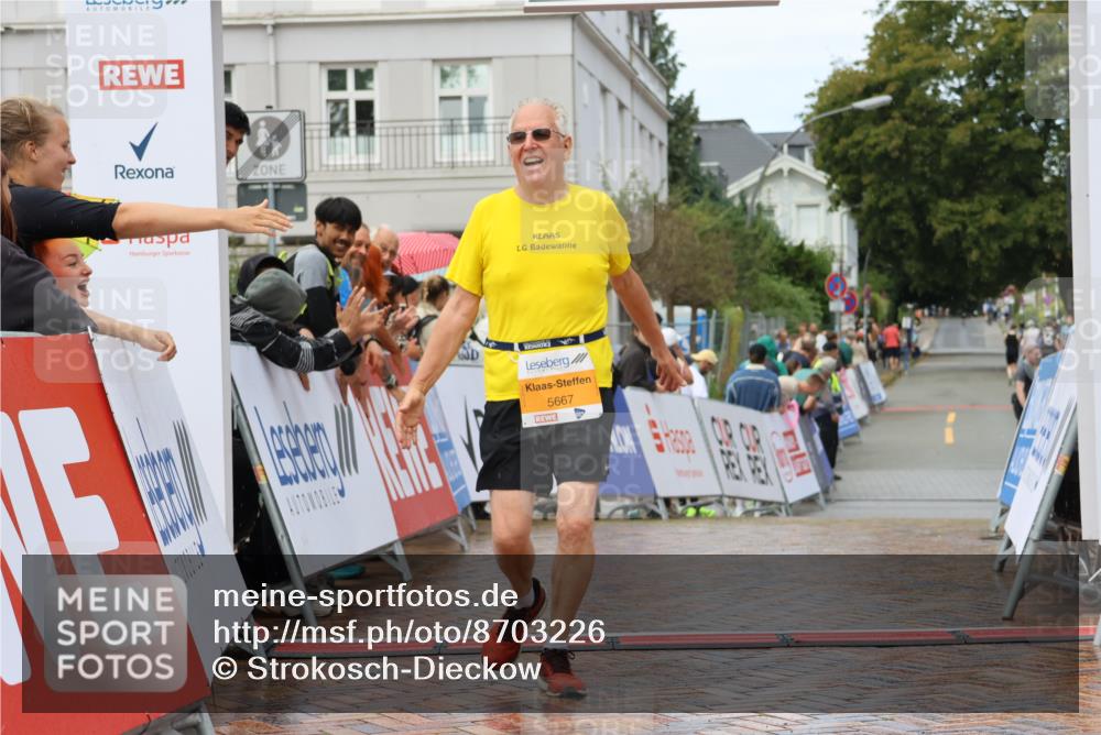 31.08.2025 - 21. Blankeneser Heldenlauf Strokosch-Dieckow http://msf.ph/oto/8703226 31.08.2025 13:09:31 Ziel 5667 meine-sportfotos.de