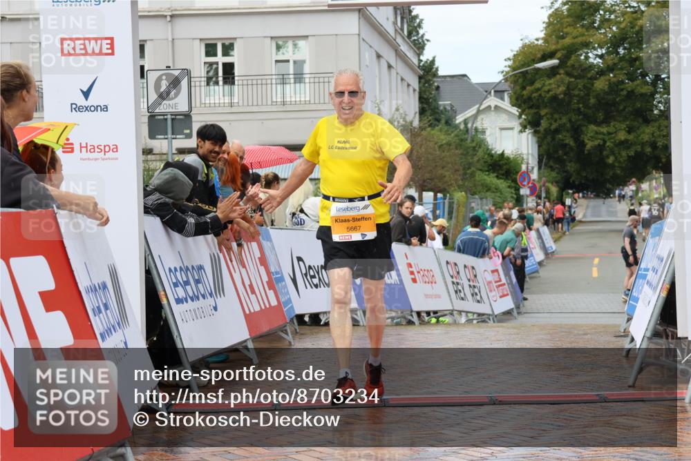 31.08.2025 - 21. Blankeneser Heldenlauf Strokosch-Dieckow http://msf.ph/oto/8703234 31.08.2025 13:09:31 Ziel 5667 meine-sportfotos.de