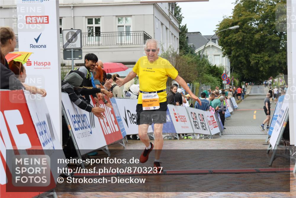 31.08.2025 - 21. Blankeneser Heldenlauf Strokosch-Dieckow http://msf.ph/oto/8703237 31.08.2025 13:09:31 Ziel 5667 meine-sportfotos.de