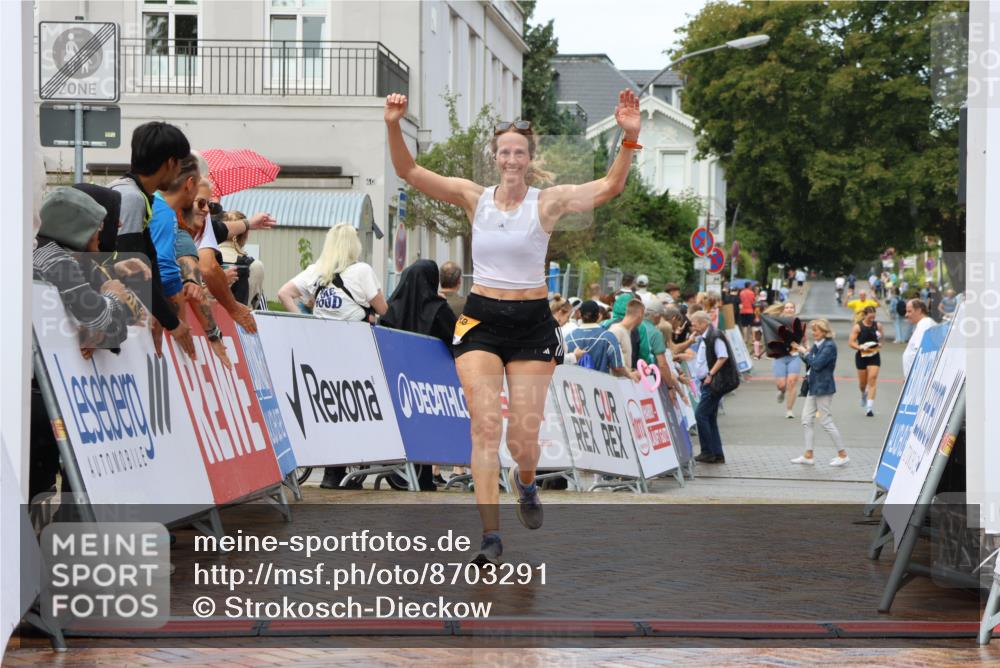 31.08.2025 - 21. Blankeneser Heldenlauf Strokosch-Dieckow http://msf.ph/oto/8703291 31.08.2025 13:09:04 Ziel 5031, 5129 meine-sportfotos.de