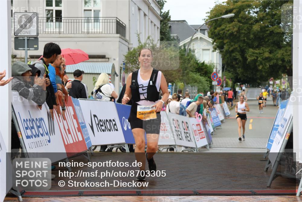 31.08.2025 - 21. Blankeneser Heldenlauf Strokosch-Dieckow http://msf.ph/oto/8703305 31.08.2025 13:08:57 Ziel 5129 meine-sportfotos.de