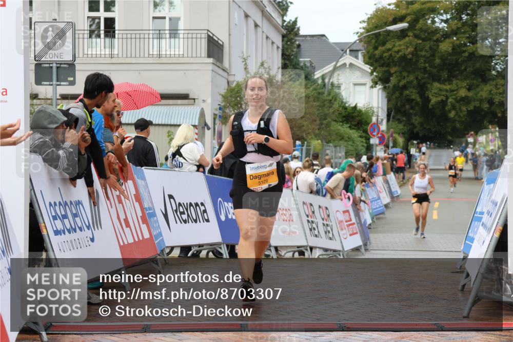 31.08.2025 - 21. Blankeneser Heldenlauf Strokosch-Dieckow http://msf.ph/oto/8703307 31.08.2025 13:08:57 Ziel 5129 meine-sportfotos.de