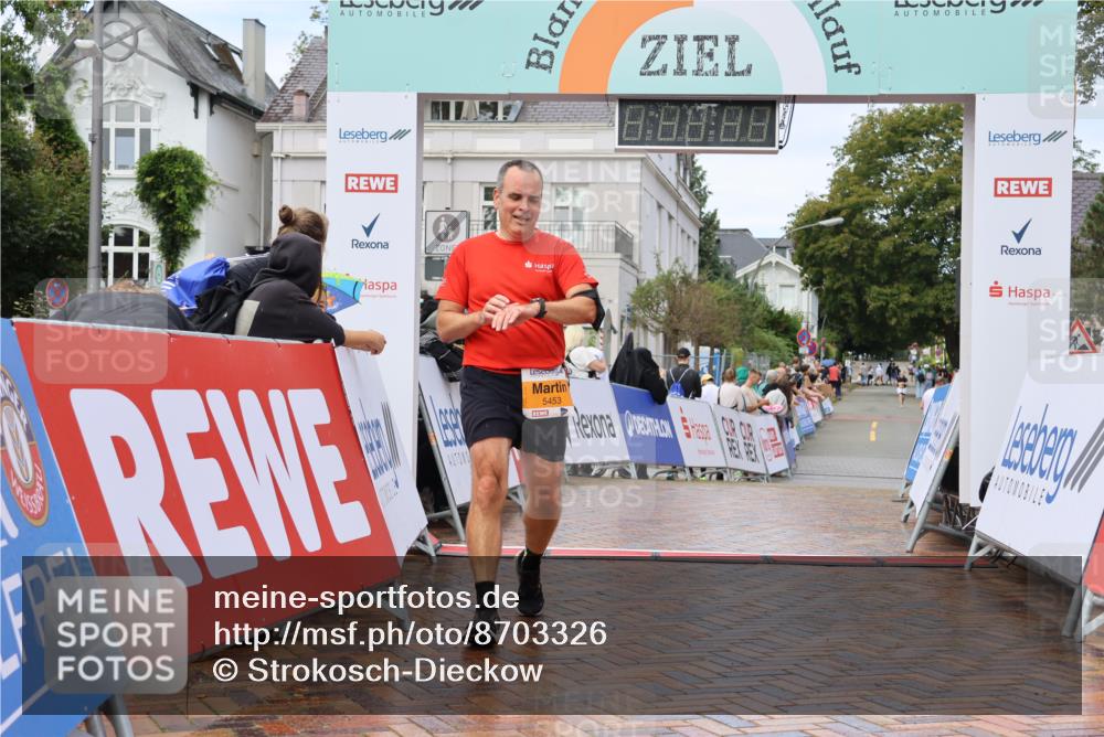 31.08.2025 - 21. Blankeneser Heldenlauf Strokosch-Dieckow http://msf.ph/oto/8703326 31.08.2025 13:07:20 Ziel 5809, 5453 meine-sportfotos.de