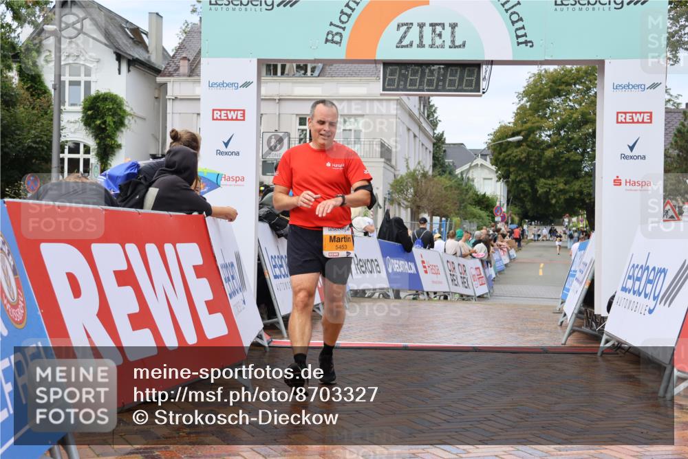31.08.2025 - 21. Blankeneser Heldenlauf Strokosch-Dieckow http://msf.ph/oto/8703327 31.08.2025 13:07:20 Ziel 5809, 5453 meine-sportfotos.de