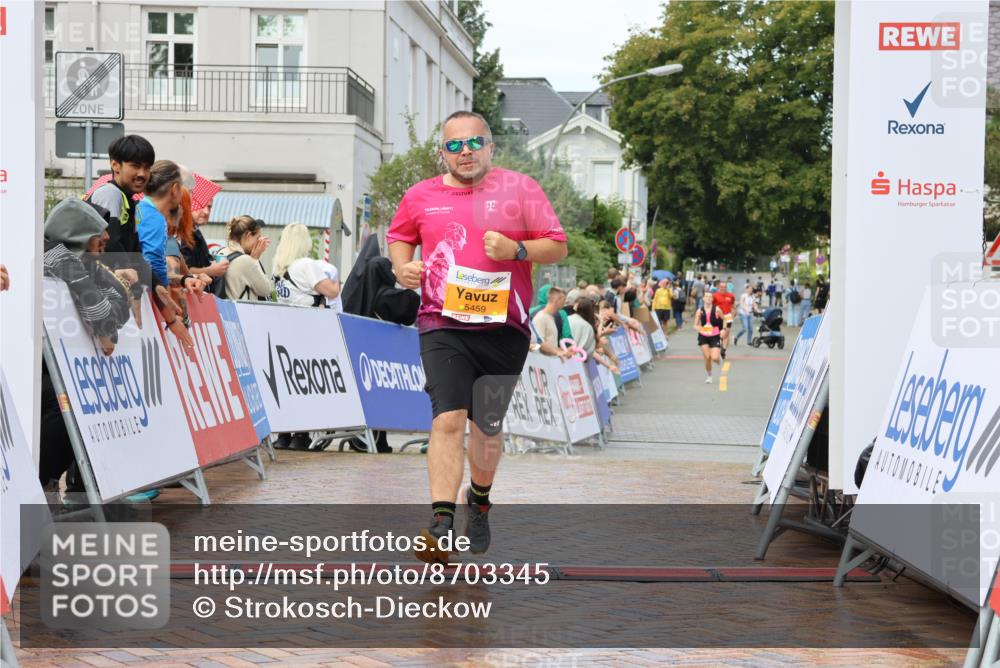 31.08.2025 - 21. Blankeneser Heldenlauf Strokosch-Dieckow http://msf.ph/oto/8703345 31.08.2025 13:07:04 Ziel 5459 meine-sportfotos.de