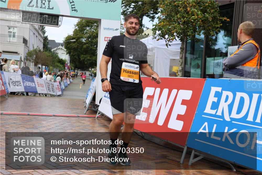 31.08.2025 - 21. Blankeneser Heldenlauf Strokosch-Dieckow http://msf.ph/oto/8703350 31.08.2025 13:06:50 Ziel 5631 meine-sportfotos.de