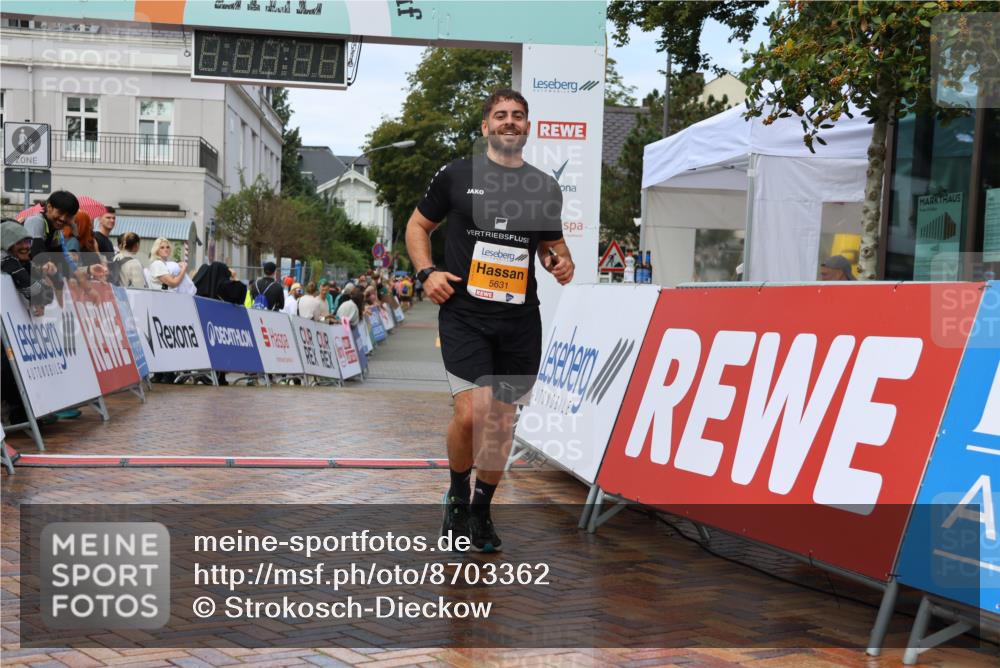 31.08.2025 - 21. Blankeneser Heldenlauf Strokosch-Dieckow http://msf.ph/oto/8703362 31.08.2025 13:06:49 Ziel 5631 meine-sportfotos.de