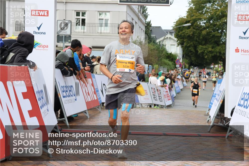 31.08.2025 - 21. Blankeneser Heldenlauf Strokosch-Dieckow http://msf.ph/oto/8703390 31.08.2025 13:06:22 Ziel 5234 meine-sportfotos.de
