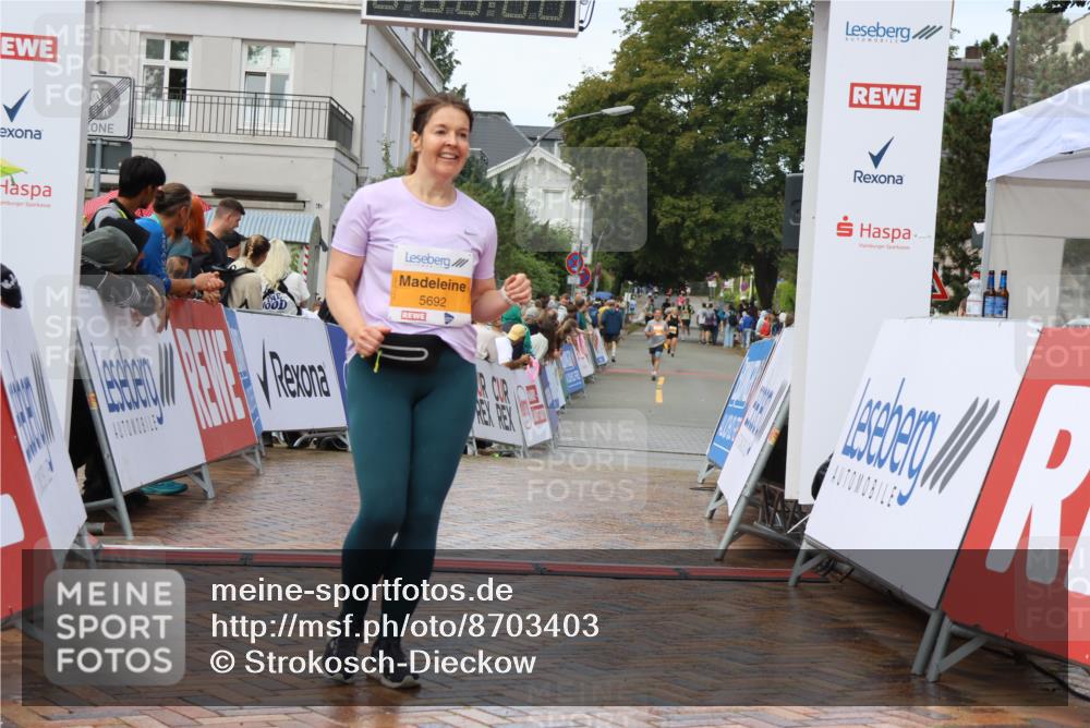 31.08.2025 - 21. Blankeneser Heldenlauf Strokosch-Dieckow http://msf.ph/oto/8703403 31.08.2025 13:06:07 Ziel 5219, 5692 meine-sportfotos.de