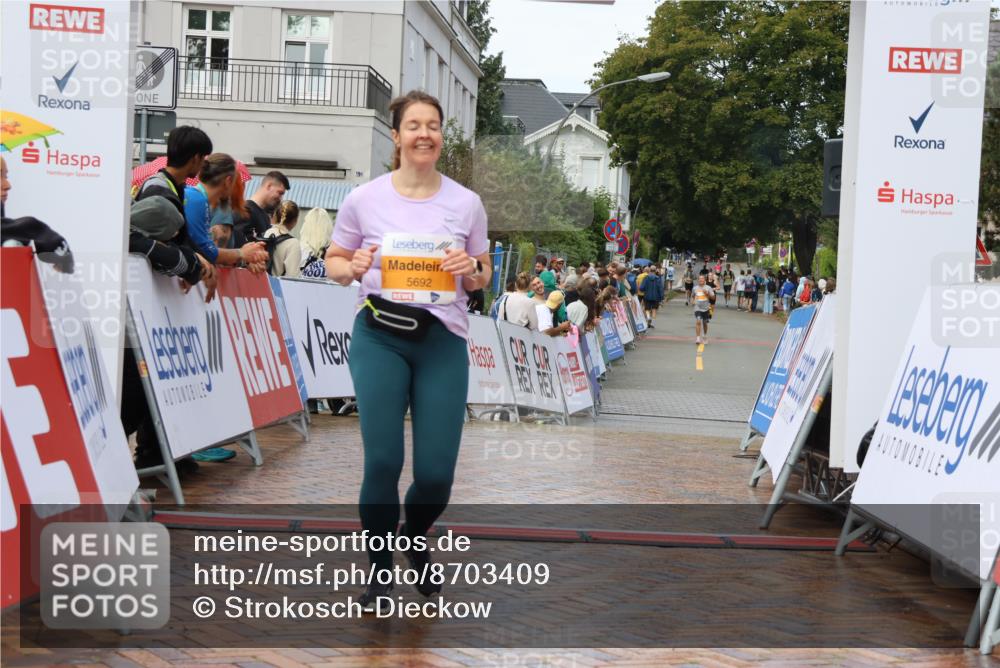 31.08.2025 - 21. Blankeneser Heldenlauf Strokosch-Dieckow http://msf.ph/oto/8703409 31.08.2025 13:06:07 Ziel 5219, 5692 meine-sportfotos.de