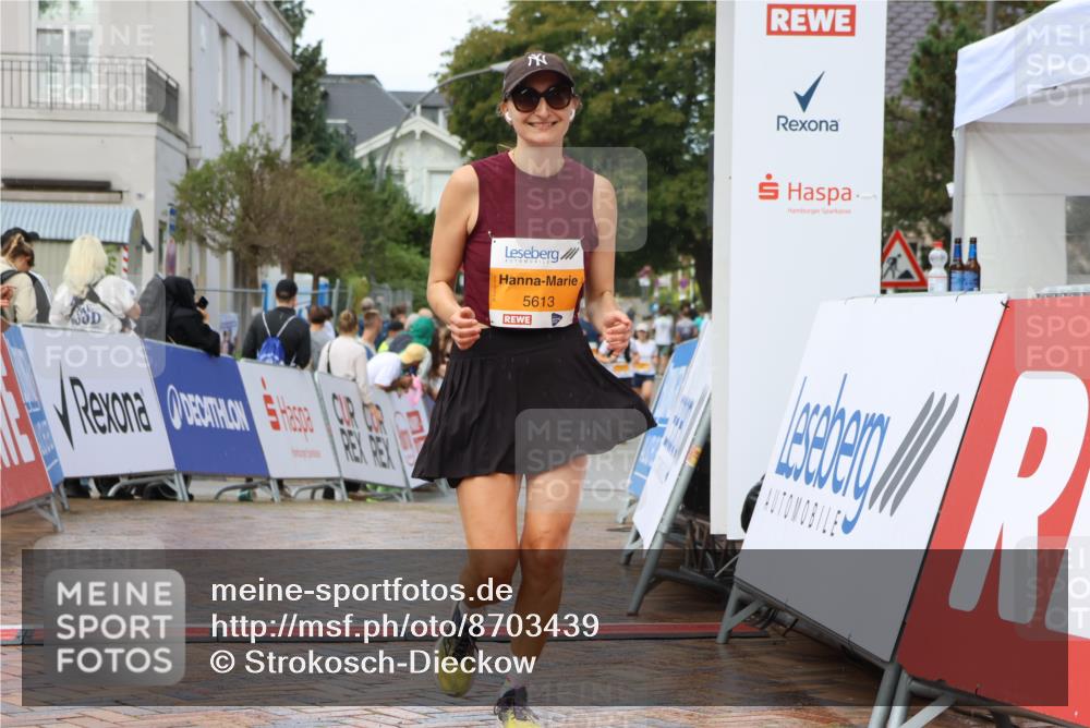 31.08.2025 - 21. Blankeneser Heldenlauf Strokosch-Dieckow http://msf.ph/oto/8703439 31.08.2025 13:05:43 Ziel 5613 meine-sportfotos.de