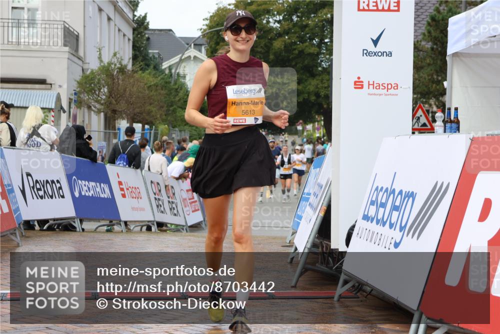 31.08.2025 - 21. Blankeneser Heldenlauf Strokosch-Dieckow http://msf.ph/oto/8703442 31.08.2025 13:05:43 Ziel 5613 meine-sportfotos.de