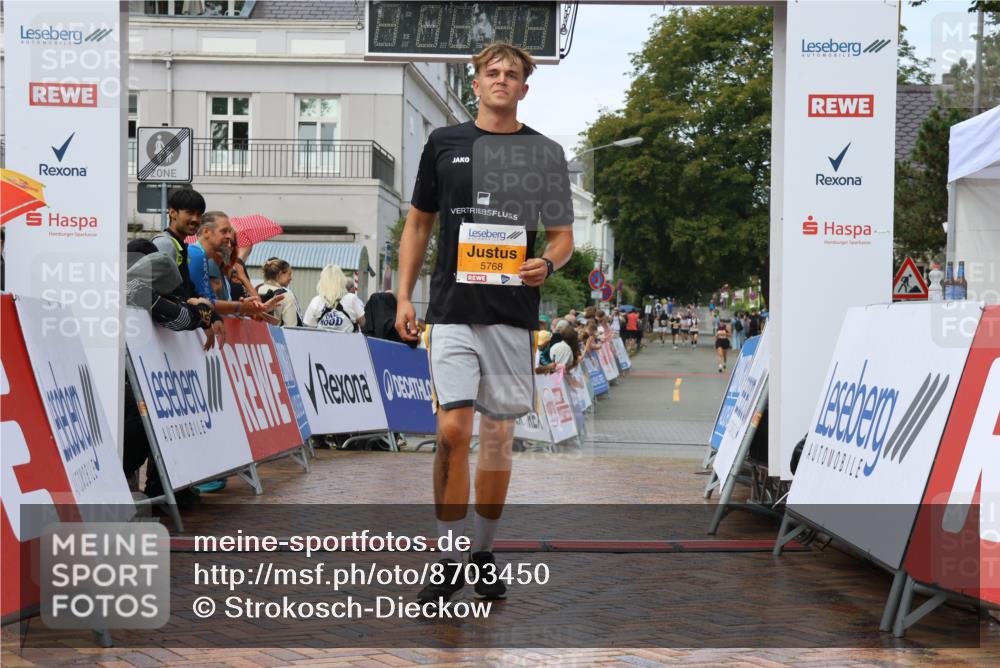 31.08.2025 - 21. Blankeneser Heldenlauf Strokosch-Dieckow http://msf.ph/oto/8703450 31.08.2025 13:05:24 Ziel 5768 meine-sportfotos.de
