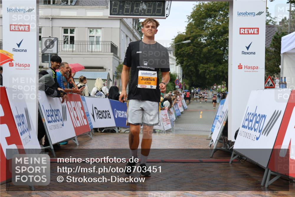31.08.2025 - 21. Blankeneser Heldenlauf Strokosch-Dieckow http://msf.ph/oto/8703451 31.08.2025 13:05:24 Ziel 5768 meine-sportfotos.de