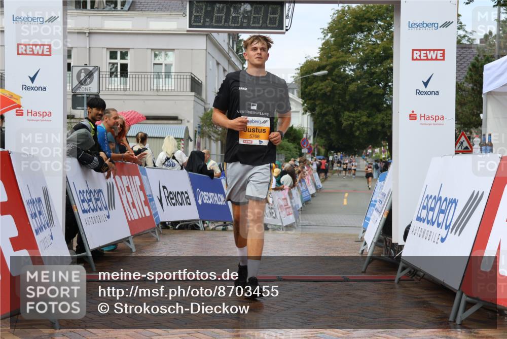 31.08.2025 - 21. Blankeneser Heldenlauf Strokosch-Dieckow http://msf.ph/oto/8703455 31.08.2025 13:05:24 Ziel 5768 meine-sportfotos.de