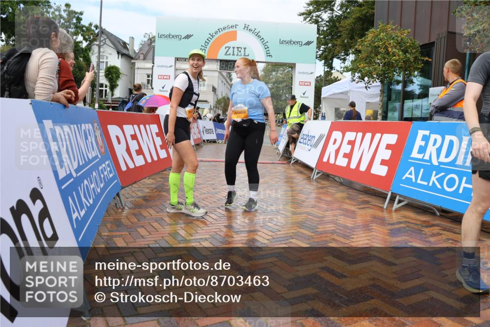 31.08.2025 - 21. Blankeneser Heldenlauf Strokosch-Dieckow http://msf.ph/oto/8703463 31.08.2025 13:04:57 Ziel 5090, 5228, 5546, 5545, 5126, 5125 meine-sportfotos.de