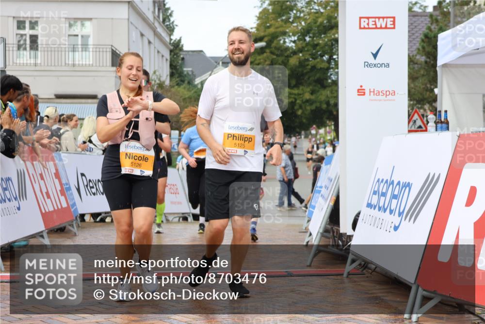 31.08.2025 - 21. Blankeneser Heldenlauf Strokosch-Dieckow http://msf.ph/oto/8703476 31.08.2025 13:04:51 Ziel 5090, 5228, 5546, 5545, 5126, 5125, 5051 meine-sportfotos.de