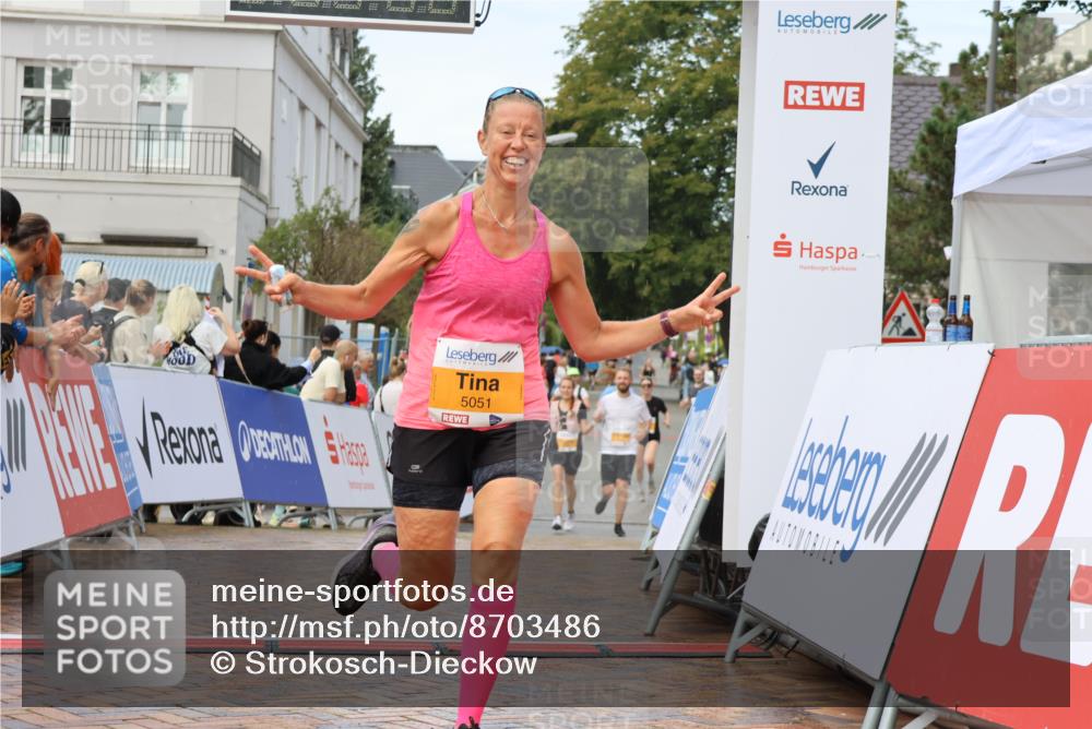31.08.2025 - 21. Blankeneser Heldenlauf Strokosch-Dieckow http://msf.ph/oto/8703486 31.08.2025 13:04:44 Ziel 5051 meine-sportfotos.de